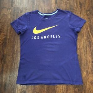 Purple Nike Slim Fit LA Lakers tee shirt womens size large